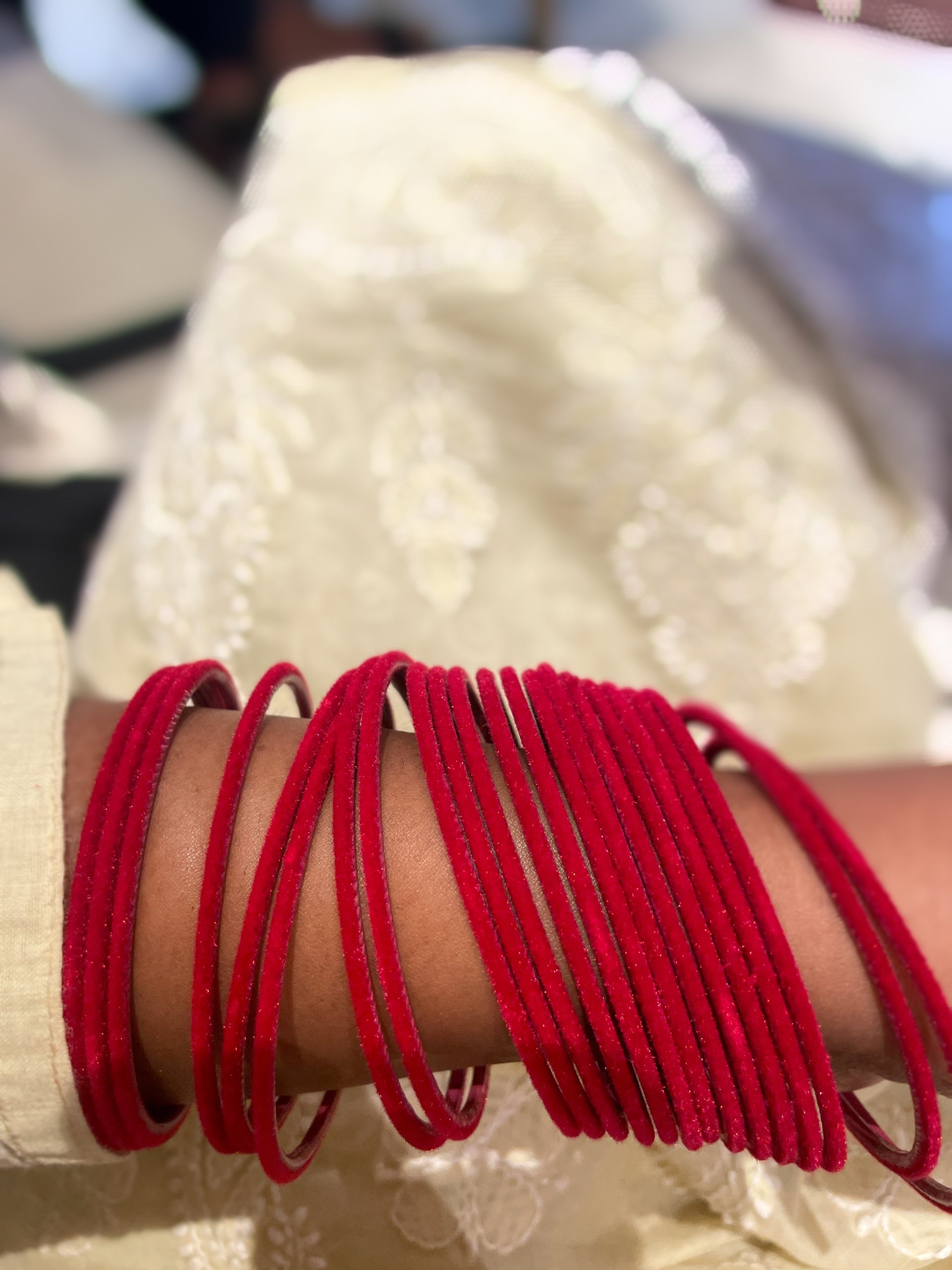 Makhmal Metal Bangle Set