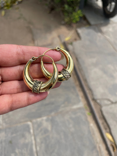 Padmini Hand-Moulded Brass Chaandbali - Medium