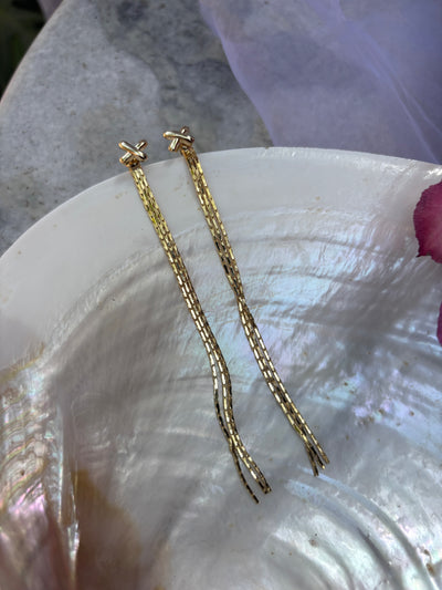 Star Crossed Snake Chain Shoulder Grazer Earrings
