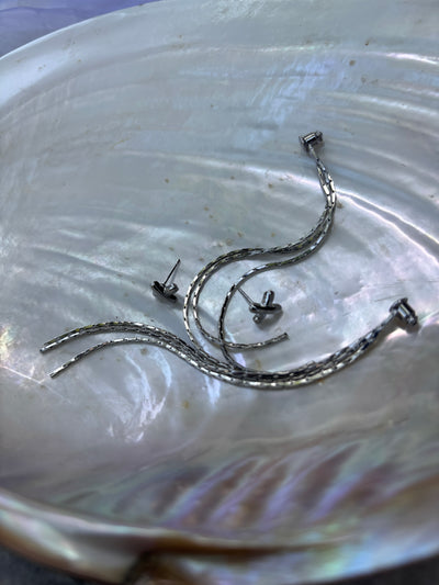 Star Crossed Snake Chain Shoulder Grazer Earrings