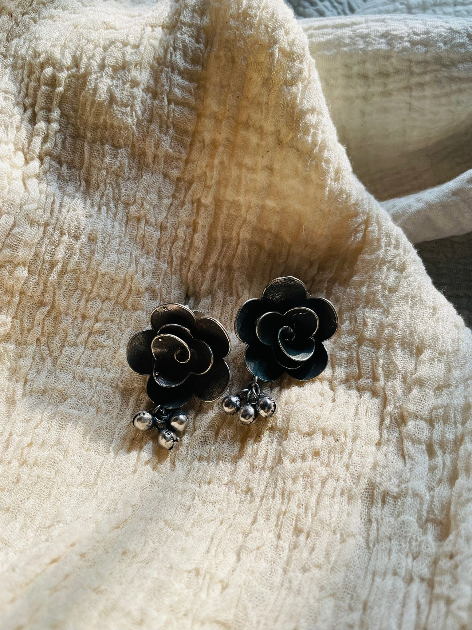 Oxidized Rose Ghungroo Drop Earrings